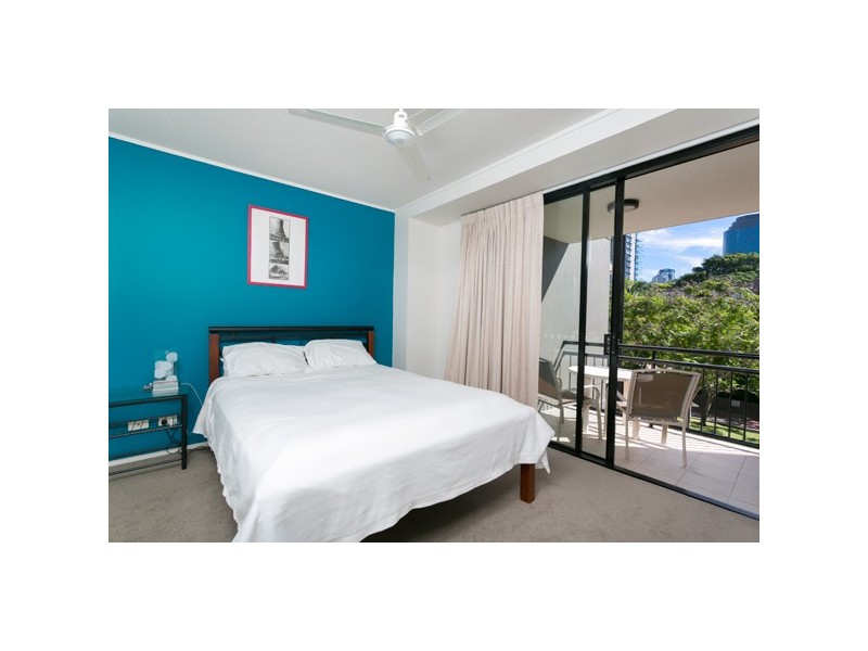 21/15 Goodwin Street, Kangaroo Point QLD 4169