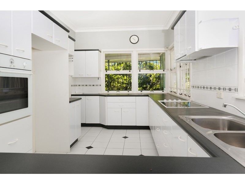 39 Castlemaine Street, Milton QLD 4064