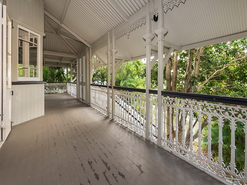 44 Lewis Street, Clayfield QLD 4011