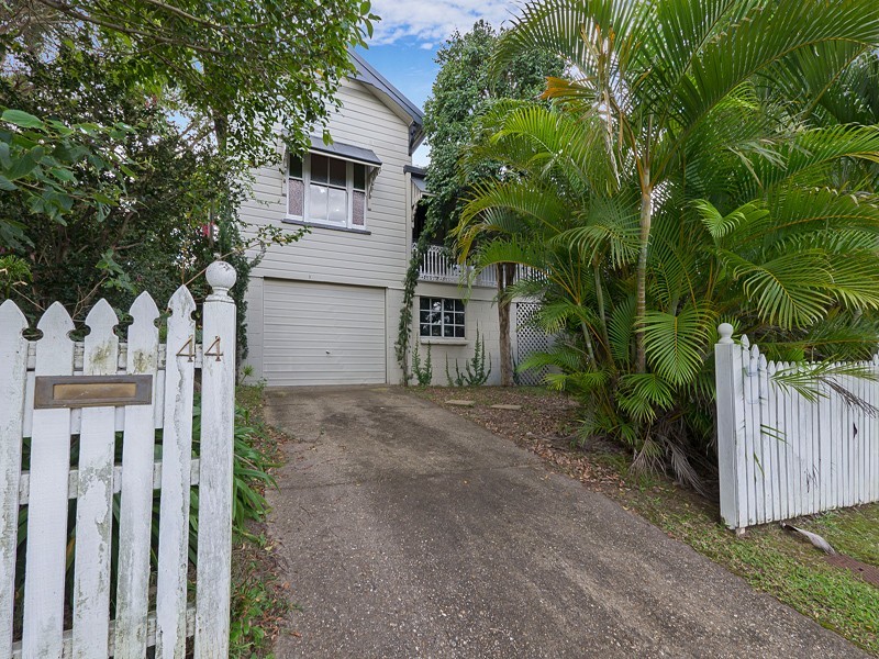 44 Lewis Street, Clayfield QLD 4011