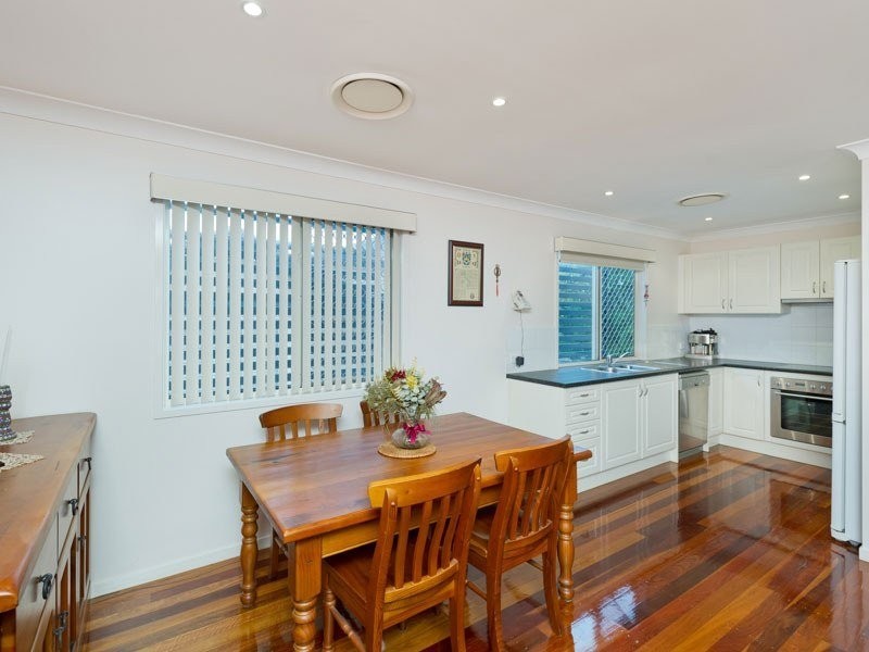 8 Carmel Street, Bardon QLD 4065