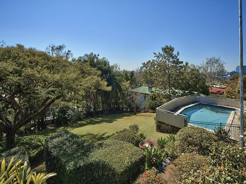 125 Sherwood Road, Toowong QLD 4066
