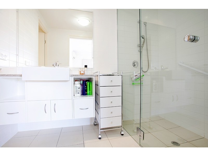 104/24 Allwood Street, Indooroopilly QLD 4068