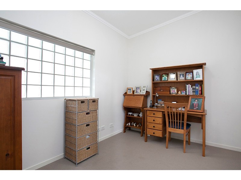 104/24 Allwood Street, Indooroopilly QLD 4068