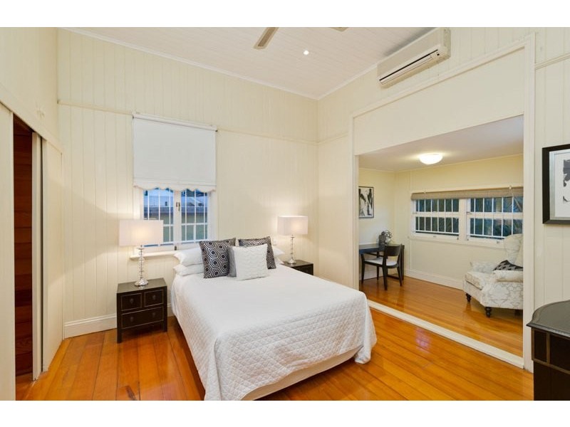 22 Miskin Street, Toowong QLD 4066