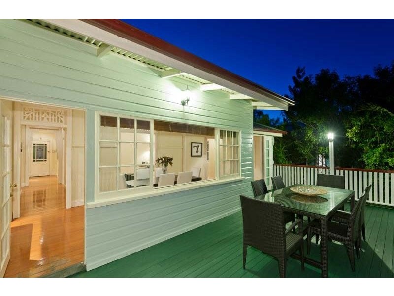 22 Miskin Street, Toowong QLD 4066