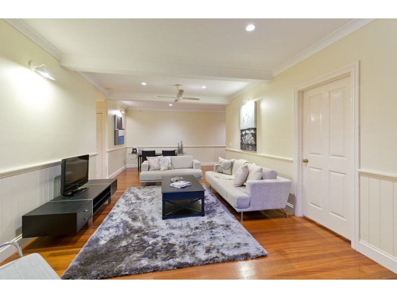 22 Miskin Street, Toowong QLD 4066