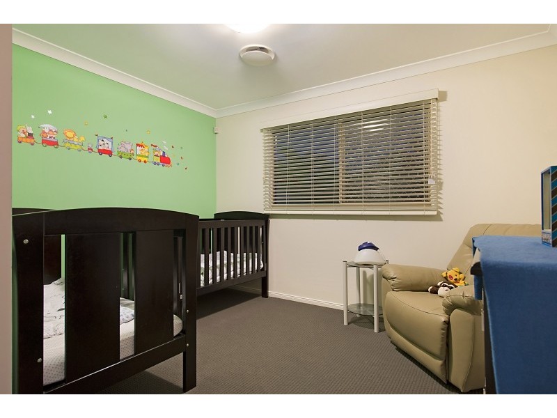 152 Galaxy Street, Bridgeman Downs QLD 4035