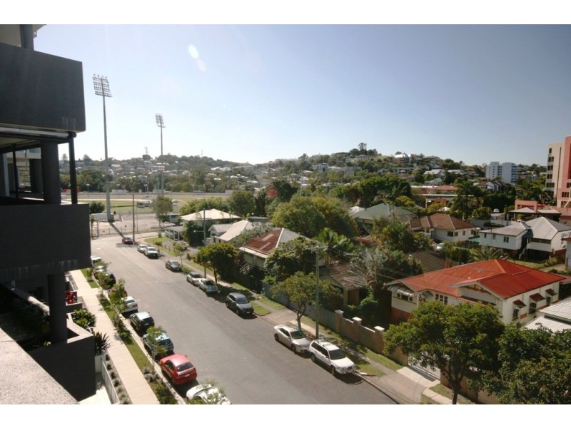 32 Agnes Street, Albion QLD 4010