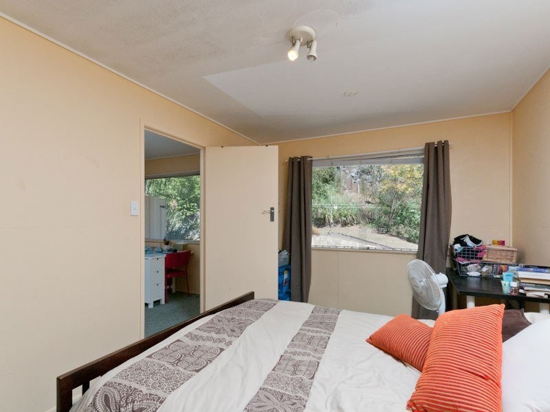 21 Clermont Street, Bardon QLD 4065