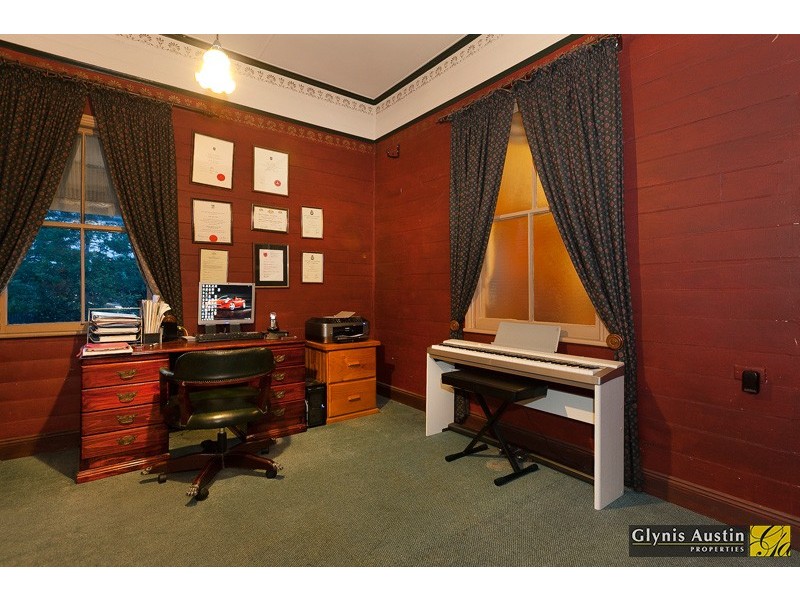 1 Glengowrie Lane, Red Hill QLD 4059