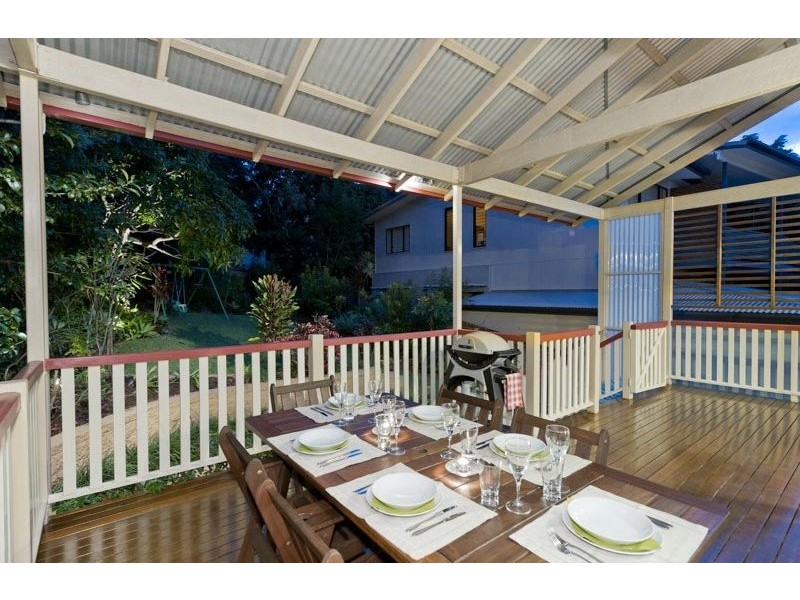 81 Empress Terrace, Bardon QLD 4065