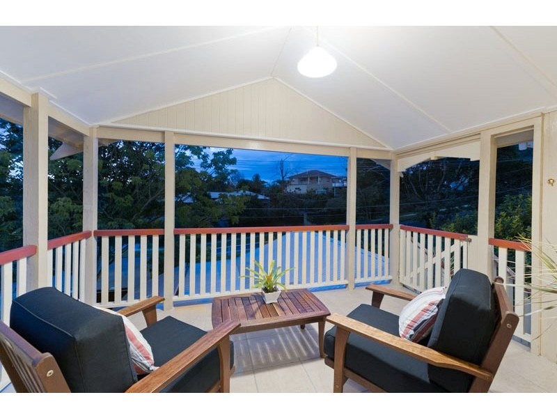 81 Empress Terrace, Bardon QLD 4065