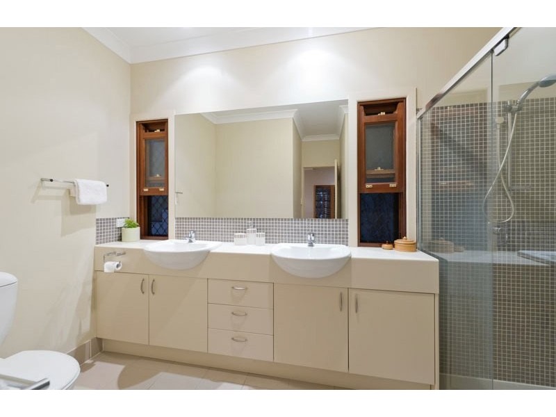 81 Empress Terrace, Bardon QLD 4065