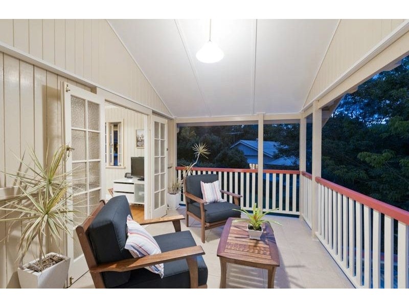 81 Empress Terrace, Bardon QLD 4065