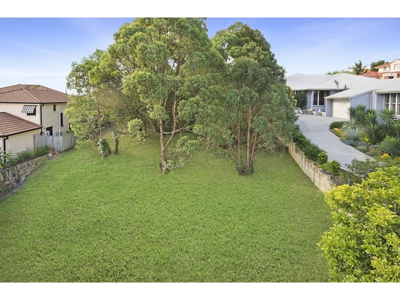 16 Aquarius Place, Bridgeman Downs QLD 4035