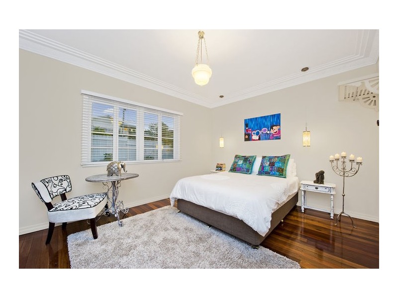 45 Fletcher Parade, Bardon QLD 4065