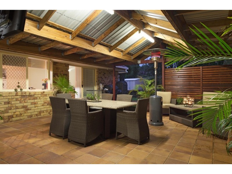 42 Flinders Way, Albany Creek QLD 4035
