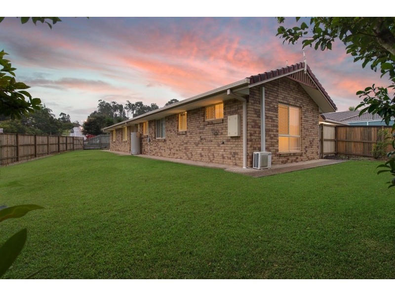 42 Flinders Way, Albany Creek QLD 4035