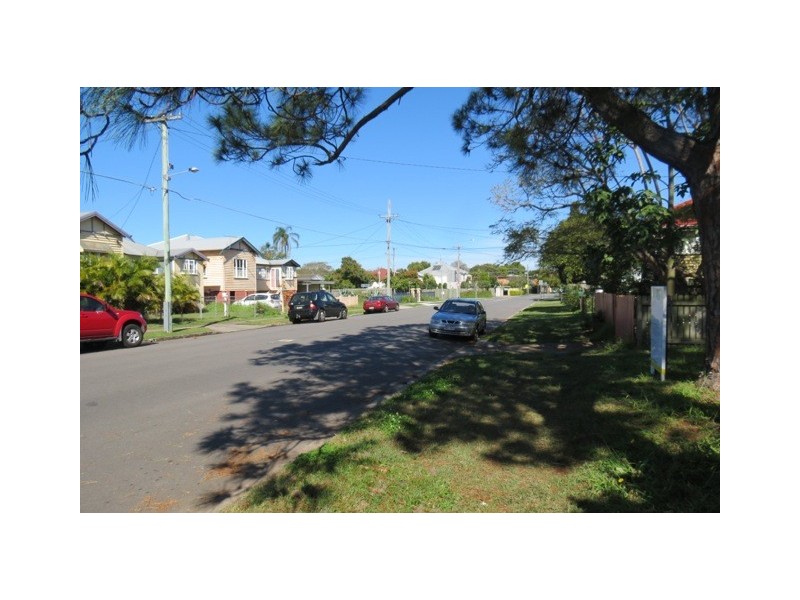 80 Park Road, Wooloowin QLD 4030