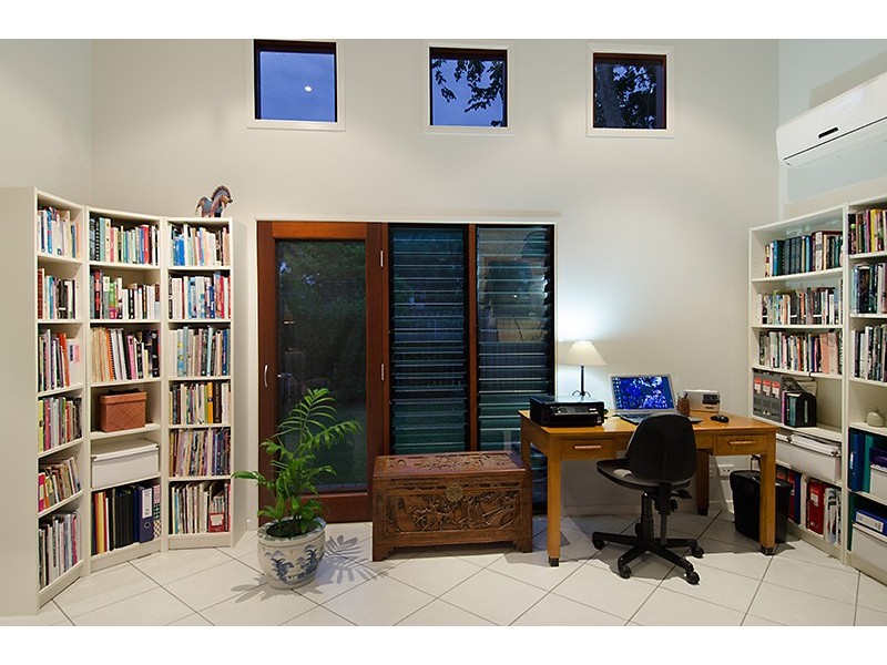 18 Tullira Street, The Gap QLD 4061