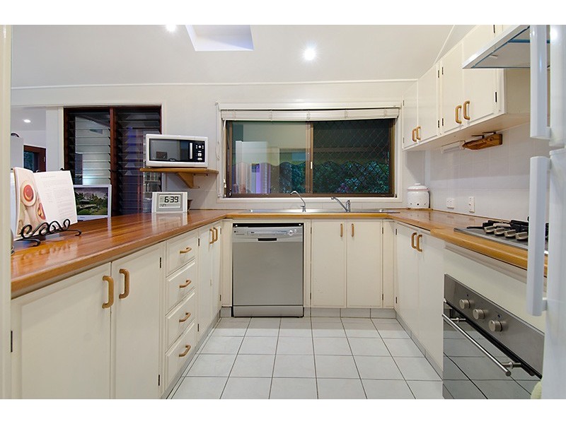 18 Tullira Street, The Gap QLD 4061