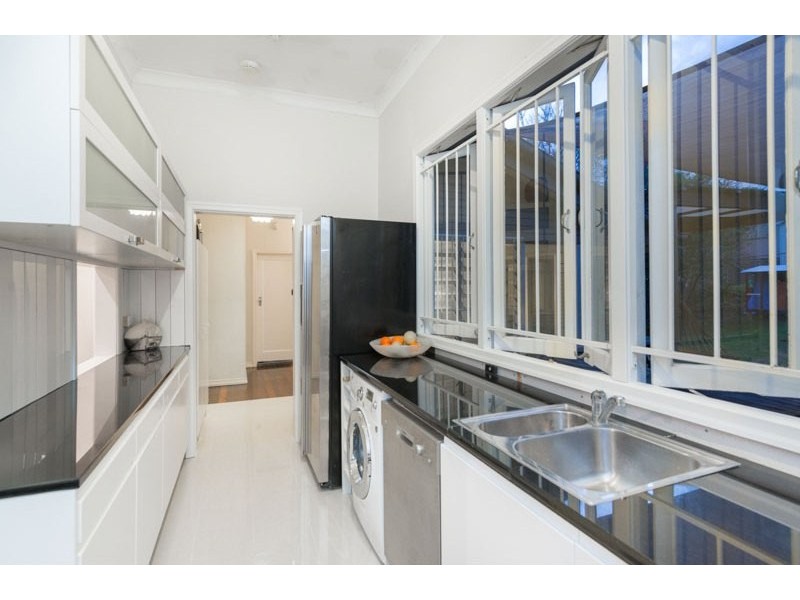 1 Heussler Terrace, Milton QLD 4064