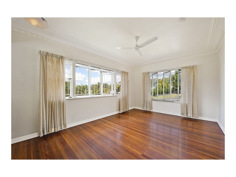 132 Outlook Crescent, Bardon QLD 4065