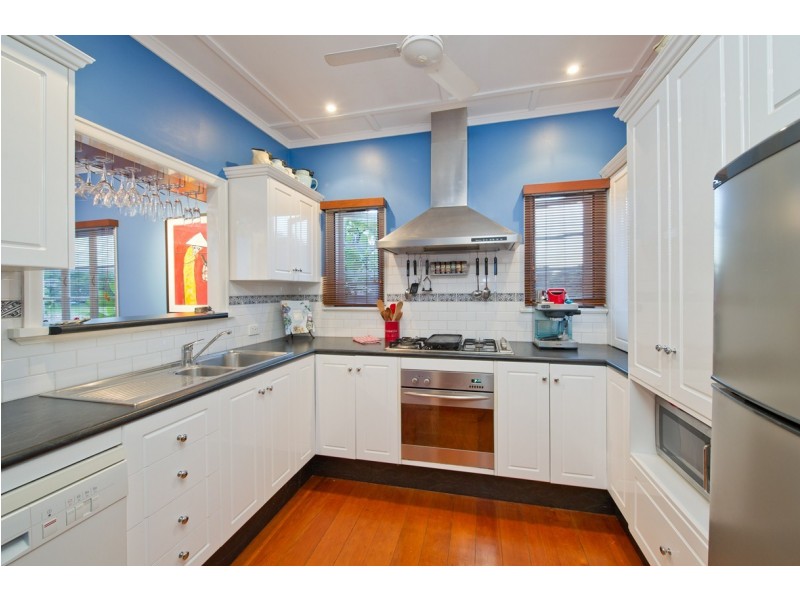 96 Alexandra Street, Bardon QLD 4065