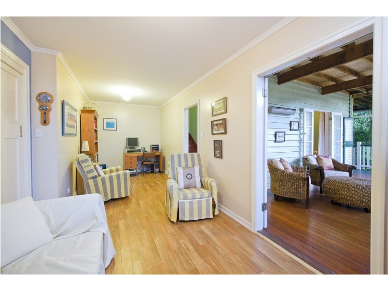 96 Alexandra Street, Bardon QLD 4065