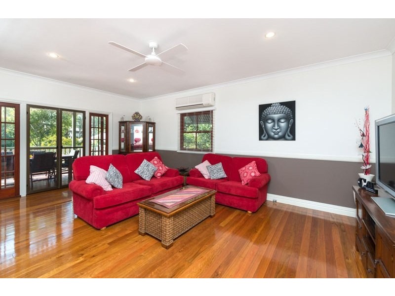 85 Main Avenue, Bardon QLD 4065