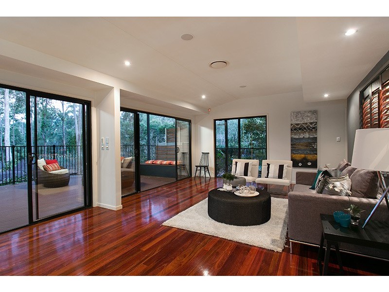 10 Oakview Circuit, Brookwater QLD 4300