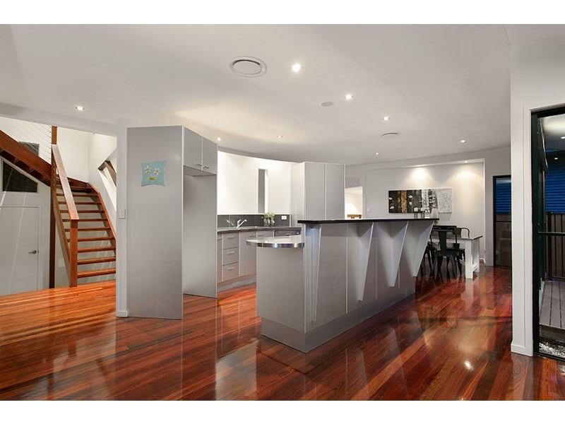 10 Oakview Circuit, Brookwater QLD 4300