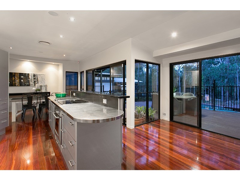 10 Oakview Circuit, Brookwater QLD 4300