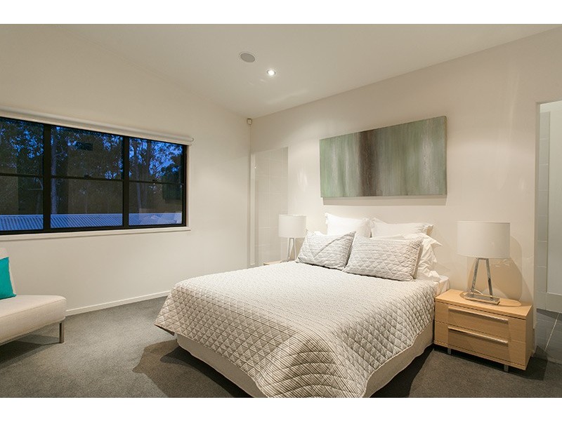 10 Oakview Circuit, Brookwater QLD 4300