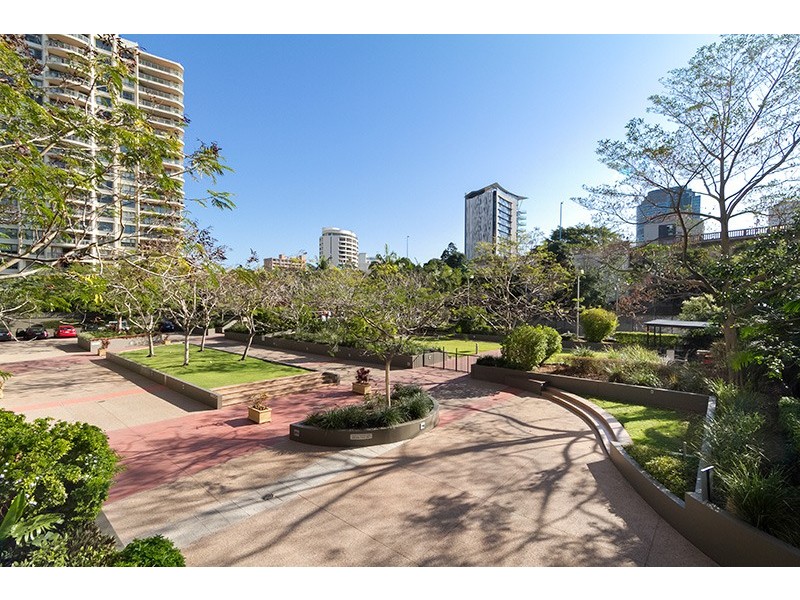 82/15 Goodwin Street, Kangaroo Point QLD 4169