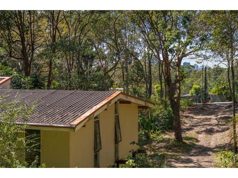 99 Stuartholme Road, Bardon QLD 4065