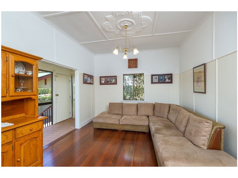 25 Millwood Street, Bardon QLD 4065