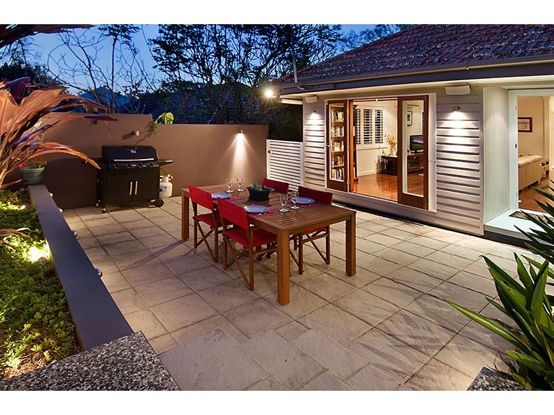 107 Alexandra Street, Bardon QLD 4065