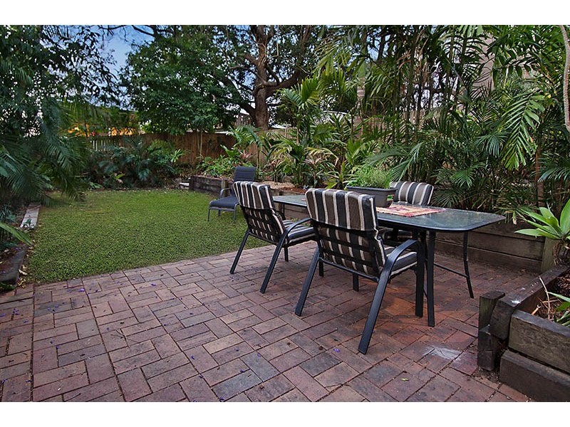 107 Alexandra Street, Bardon QLD 4065