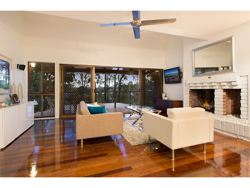 85 Hebe Street, Bardon QLD 4065