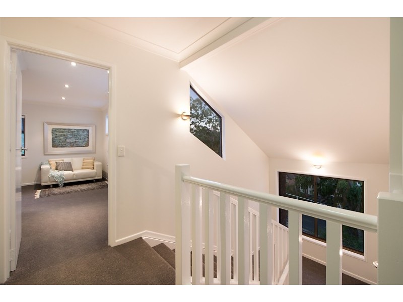 85 Hebe Street, Bardon QLD 4065