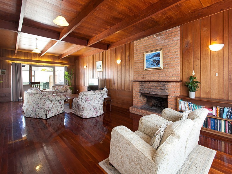 14 Tea Tree Place, Raceview QLD 4305