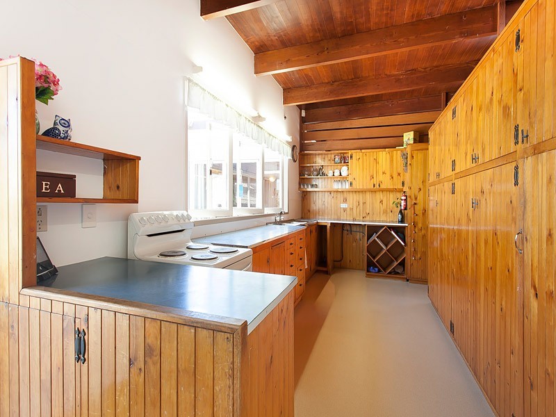 14 Tea Tree Place, Raceview QLD 4305