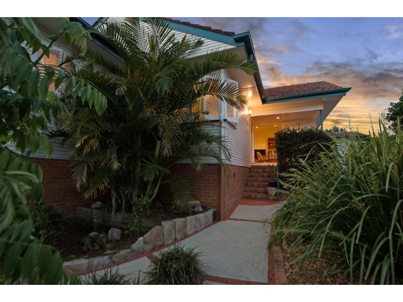 55 Pateena Street, Stafford QLD 4053