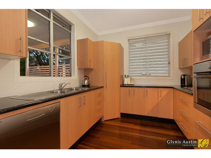 24 Grimes Street, Auchenflower QLD 4066