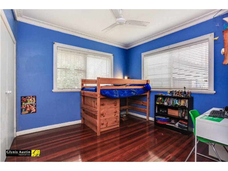 335 Simpsons Road, Bardon QLD 4065