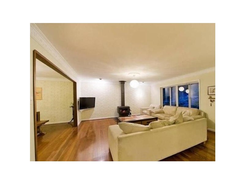 14 Angus Street, Bardon QLD 4065