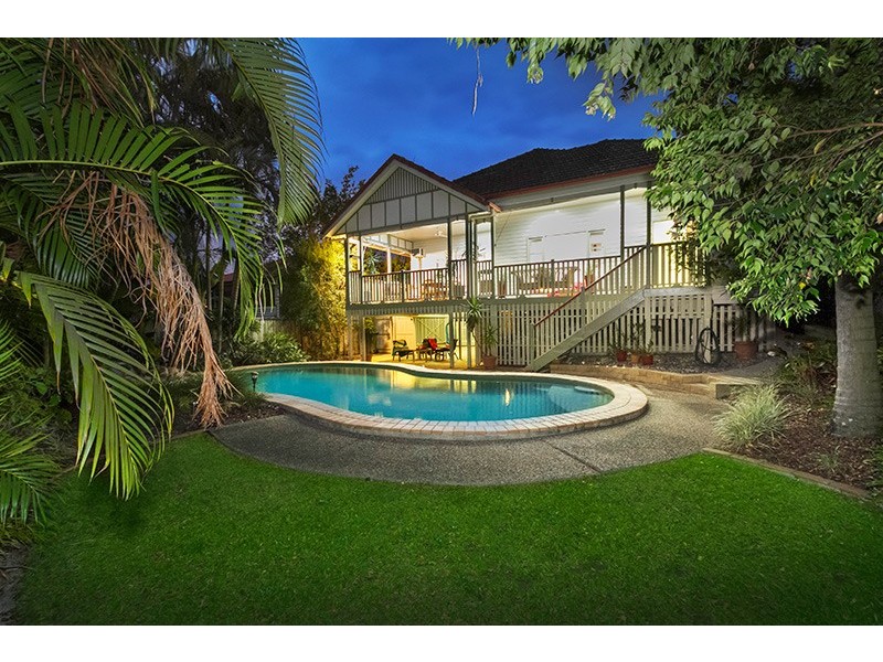 90 Mareeba Road, Ashgrove QLD 4060