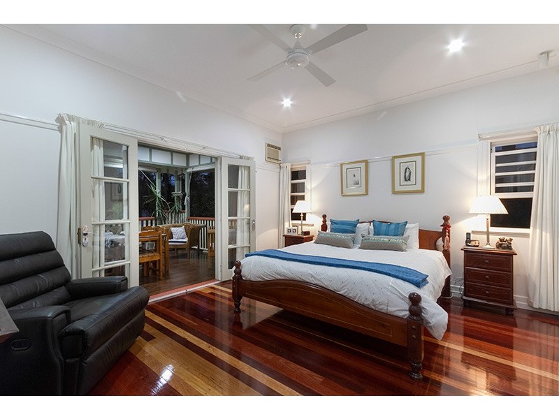 90 Mareeba Road, Ashgrove QLD 4060